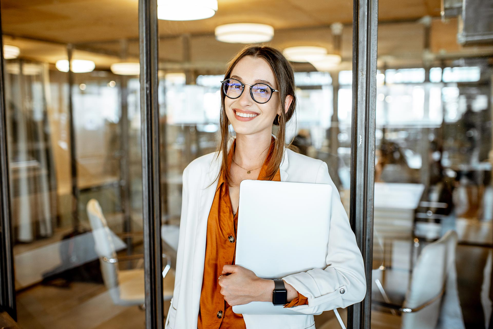 business-woman-portrait-indoors-2021-10-13-20-02-58-utc.jpg